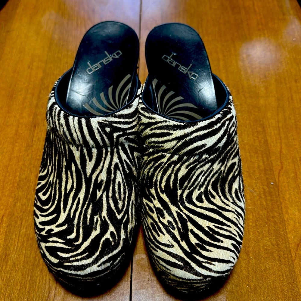 Dansko Leopard Print Heeled Clogs/Mules EU36 - like new